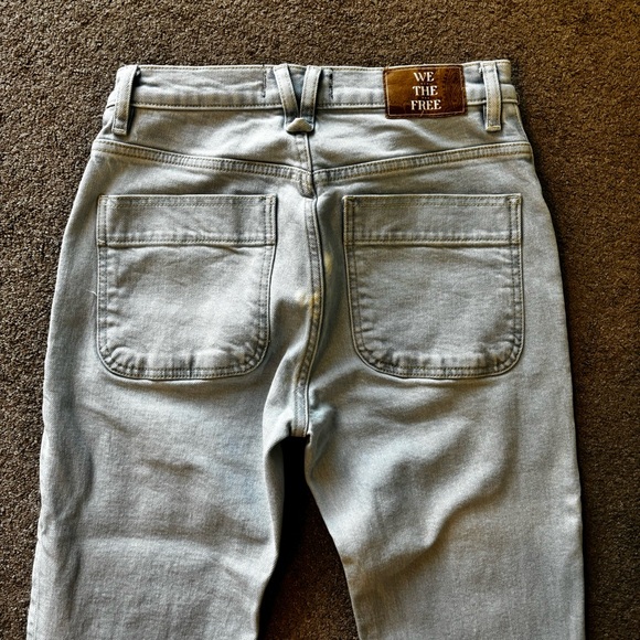 NWT Free People Aiden Slim Boot Jean Totally Buggin Blue Size 26 - Picture 11 of 12
